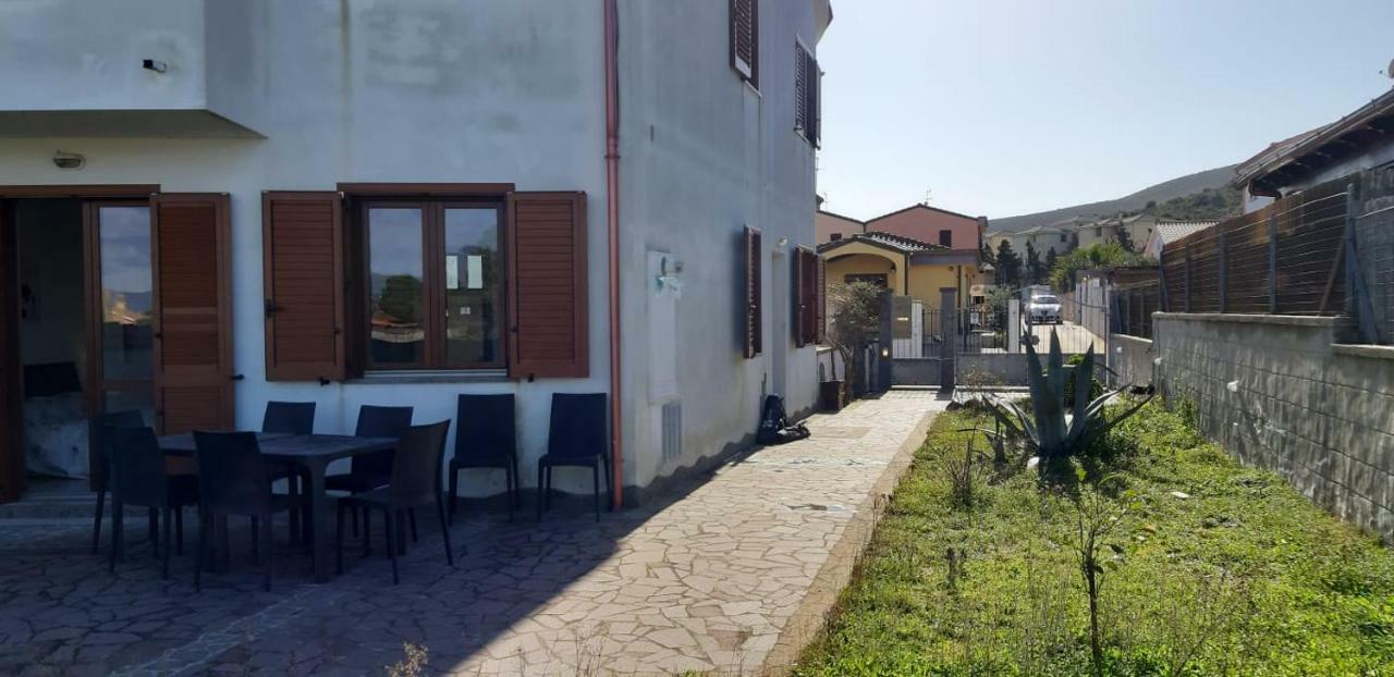 Villa Rosa Сант-Антиоко Экстерьер фото